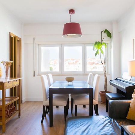 Apartamento Central E Confortavel Junto Ao Bairro Da Graca Lisbon Exterior photo